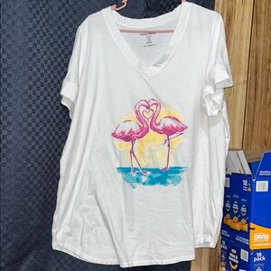 Plus size White Flamingo Print V-Neck Women's Top